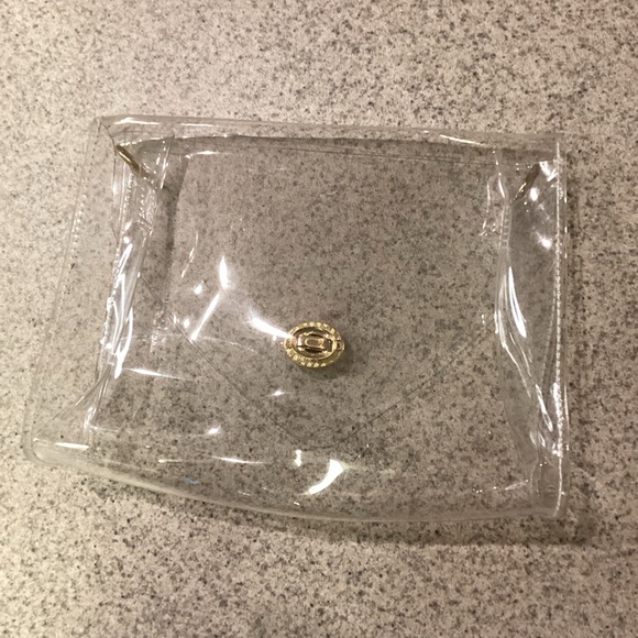 ♥️CLOSET CLEAROUT♥️ Clear Clutch - Picture 2 of 4